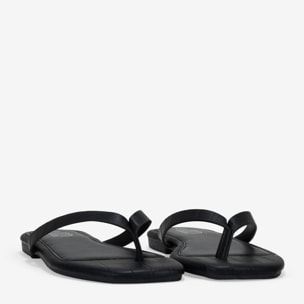 Sandalias de dedo negras efecto cocodrilo