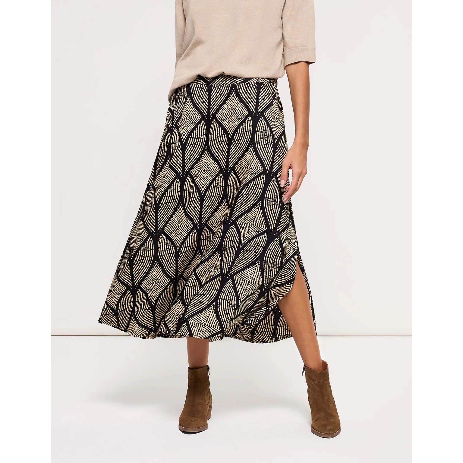 Falda Midi Negra - Sincual