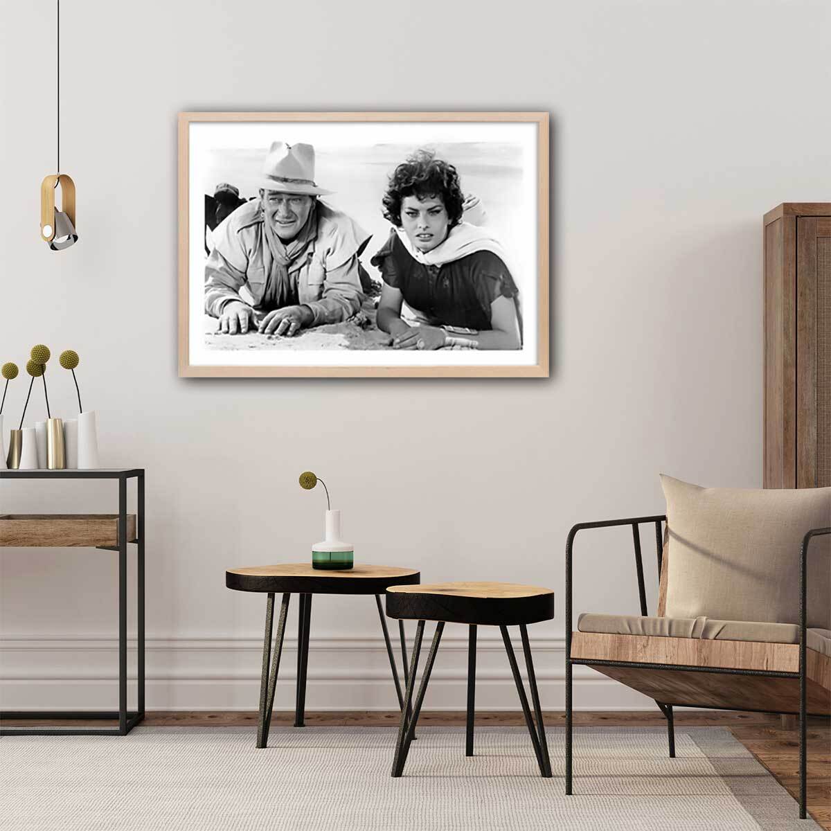 Affiche photo John Wayne et Sophia Loren Affiche + cadre en bois - Chêne
