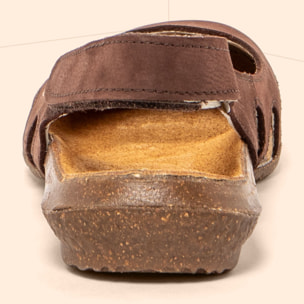 Sandalias N413 PLEASANT BROWN / WAKATAUA color Brown