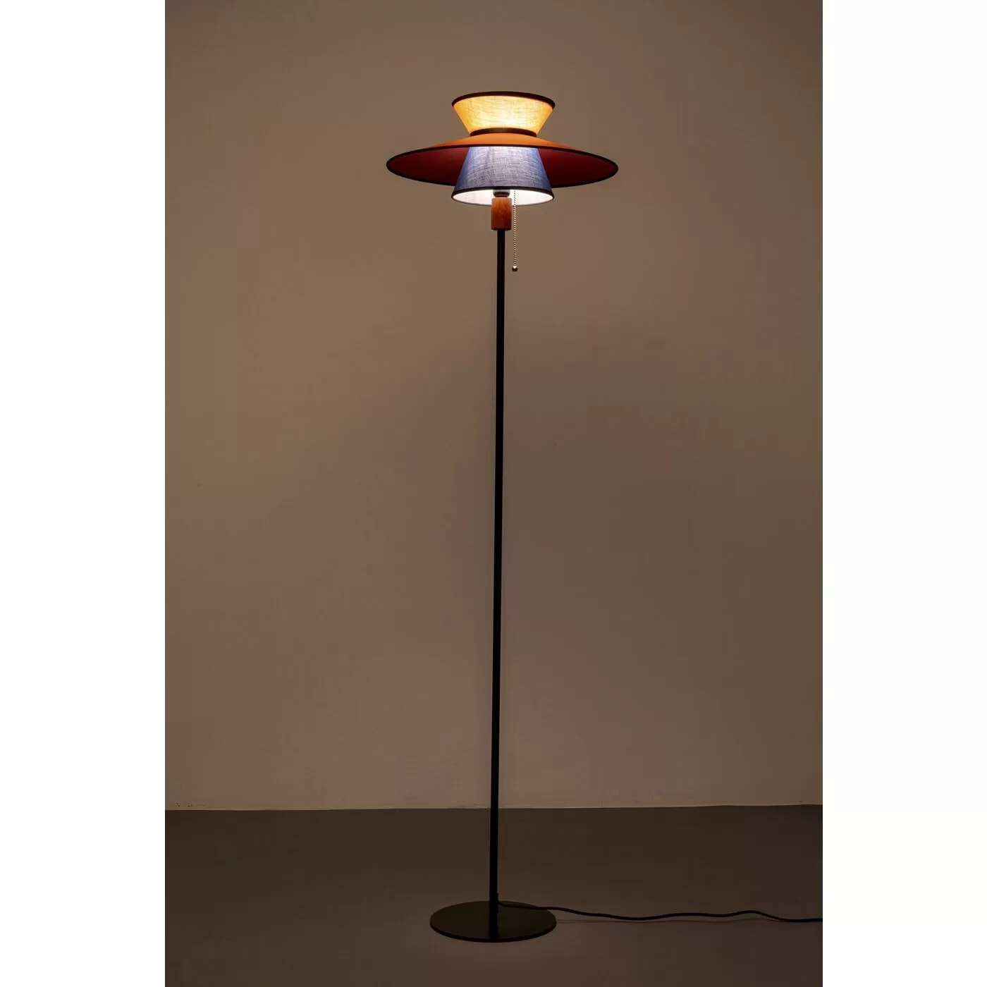 Lampadaire Riva 160cm Kare Design