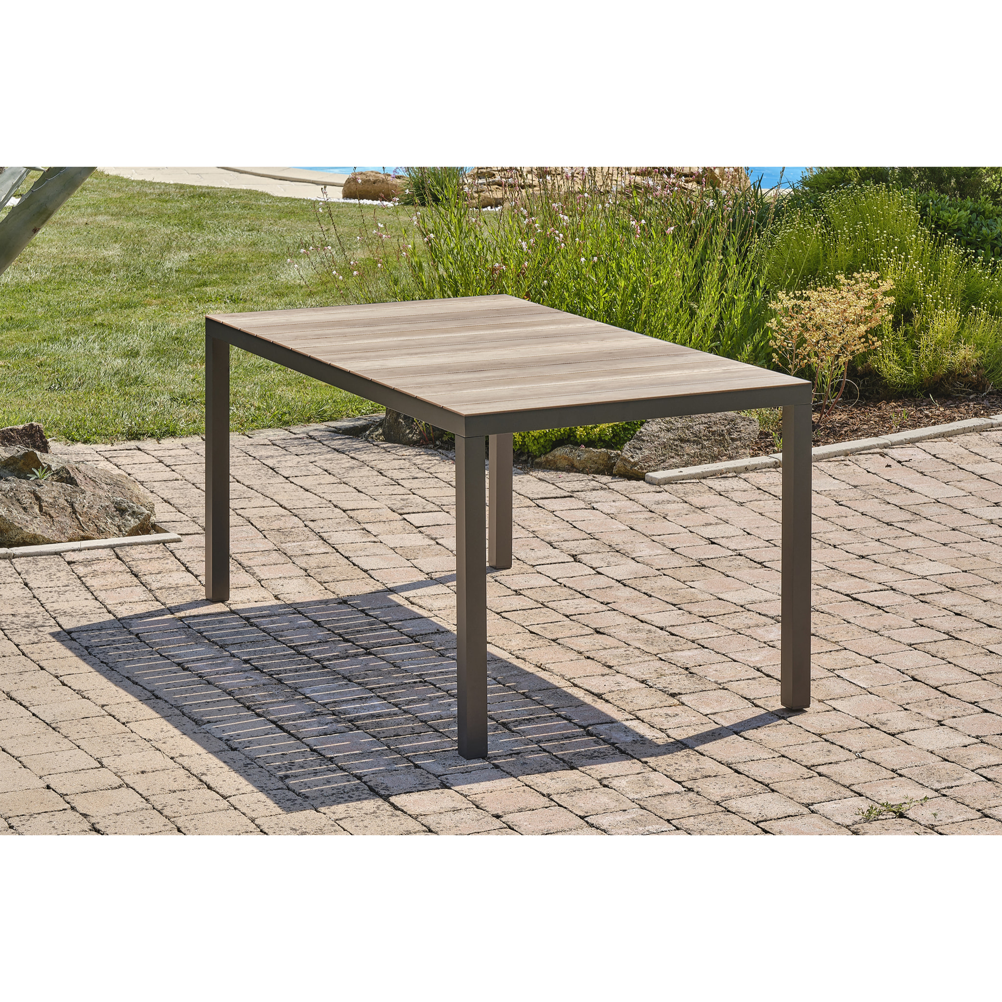 BOSTON - Table de jardin en alu anthracite plateau en polywood imitation bois