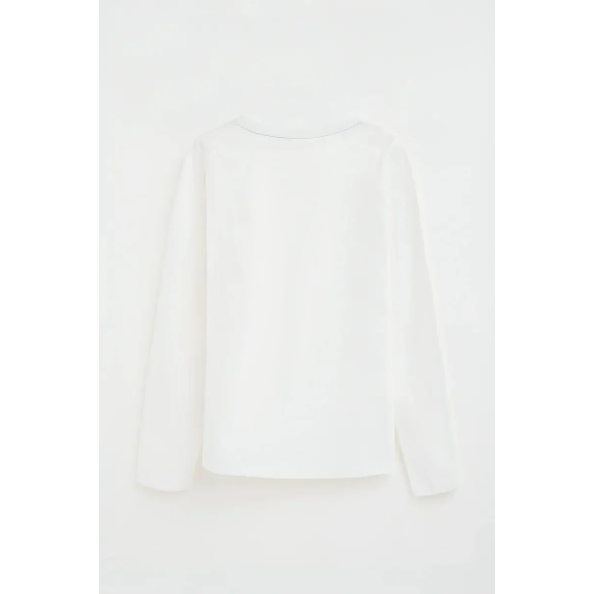 Camiseta blanca de manga larga y cuello pico con bordado Rigby Go