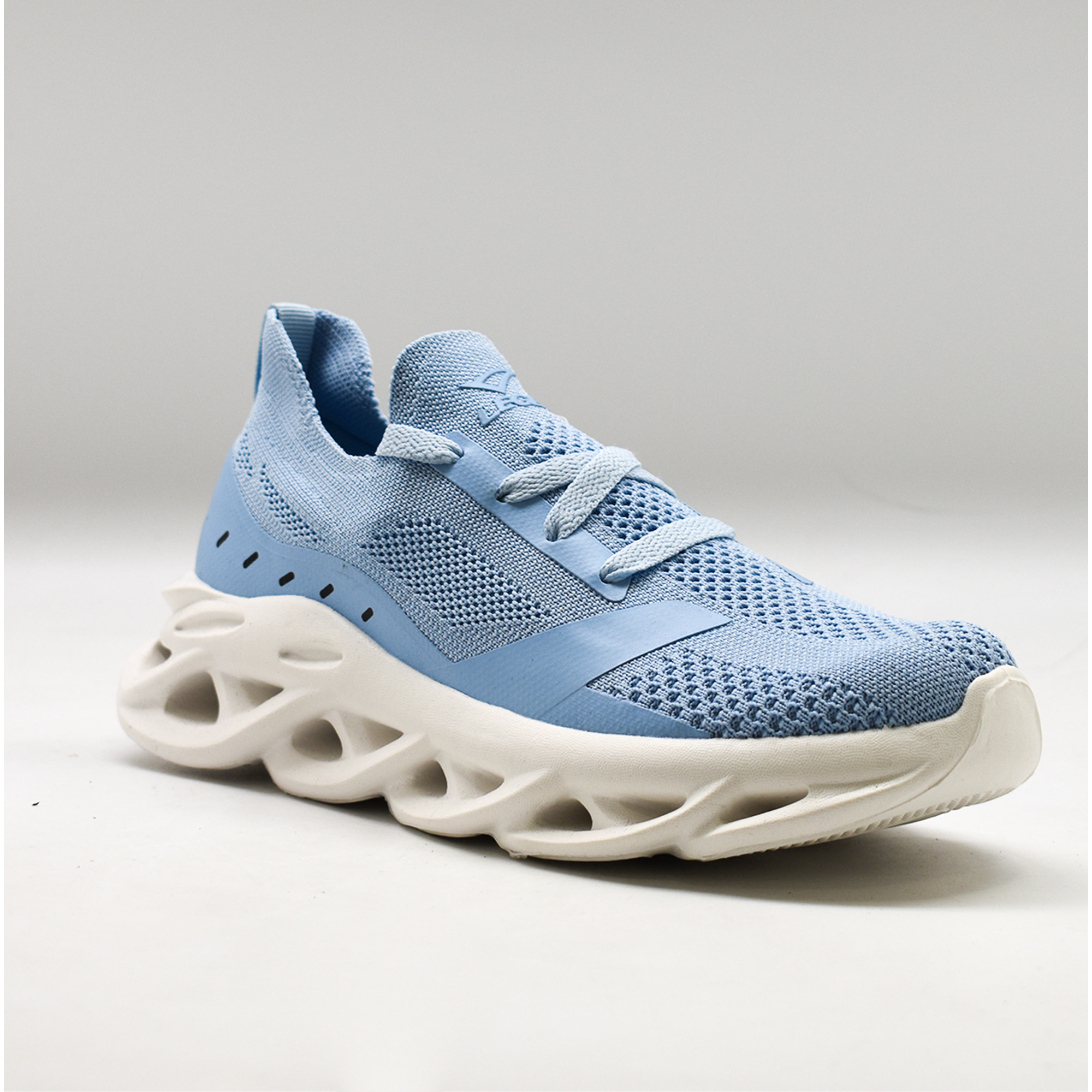 Scarpa sportiva PERLA celeste