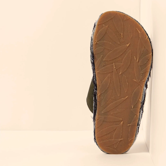 Sandalias N598 NOBUCK LAVADO KAKI/ RECYCLUS UNISEX color Kaki