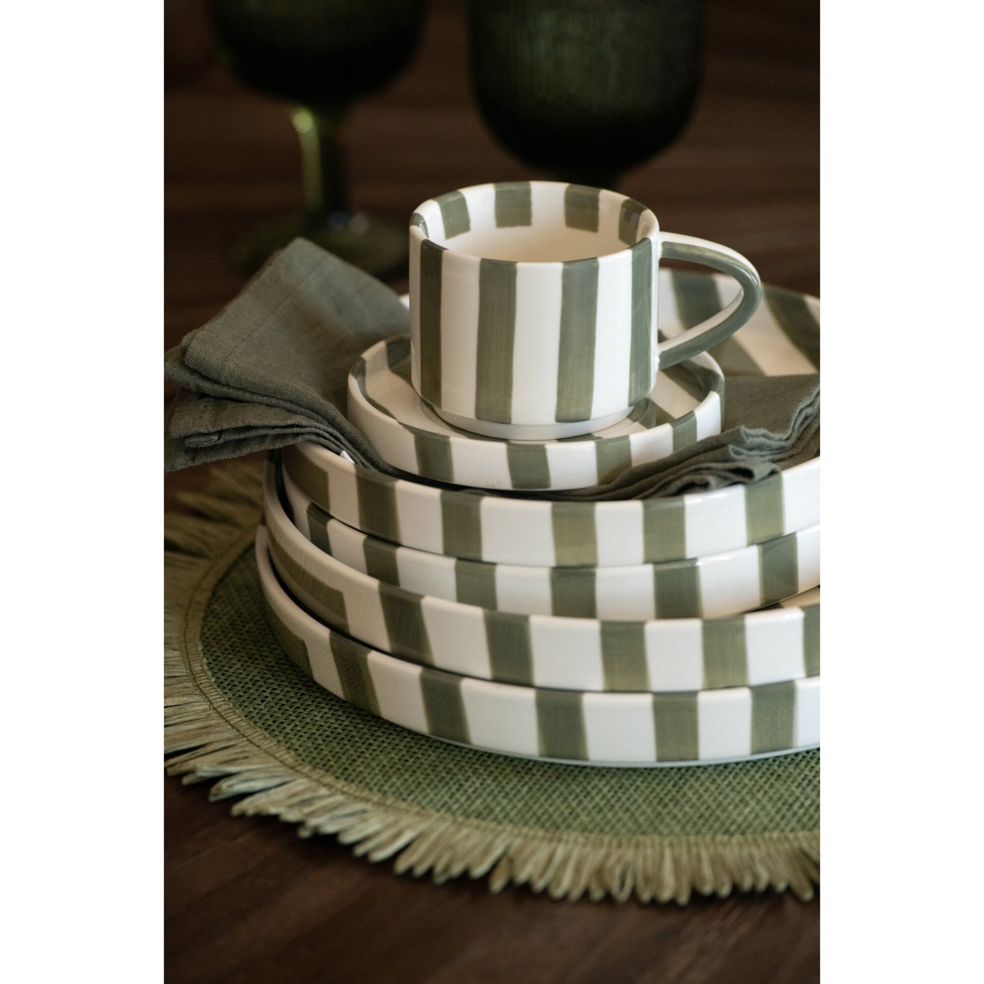 J-Line Tasse et sous-tasse lignée - grès - vert olive/blanc - set de 4