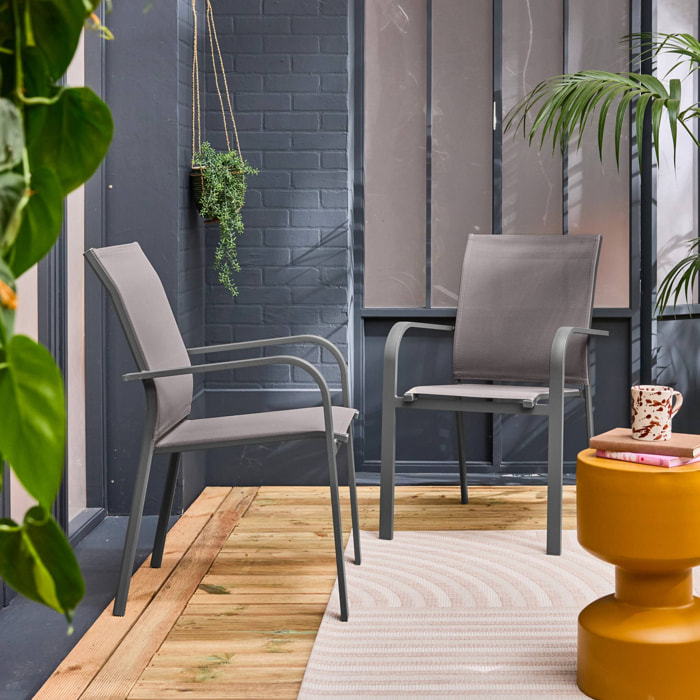 Lot de 2 fauteuils de jardin BUFFALO empilables aluminium et textilene anthracite. 64.5 x 45.5 x 89.5 cm