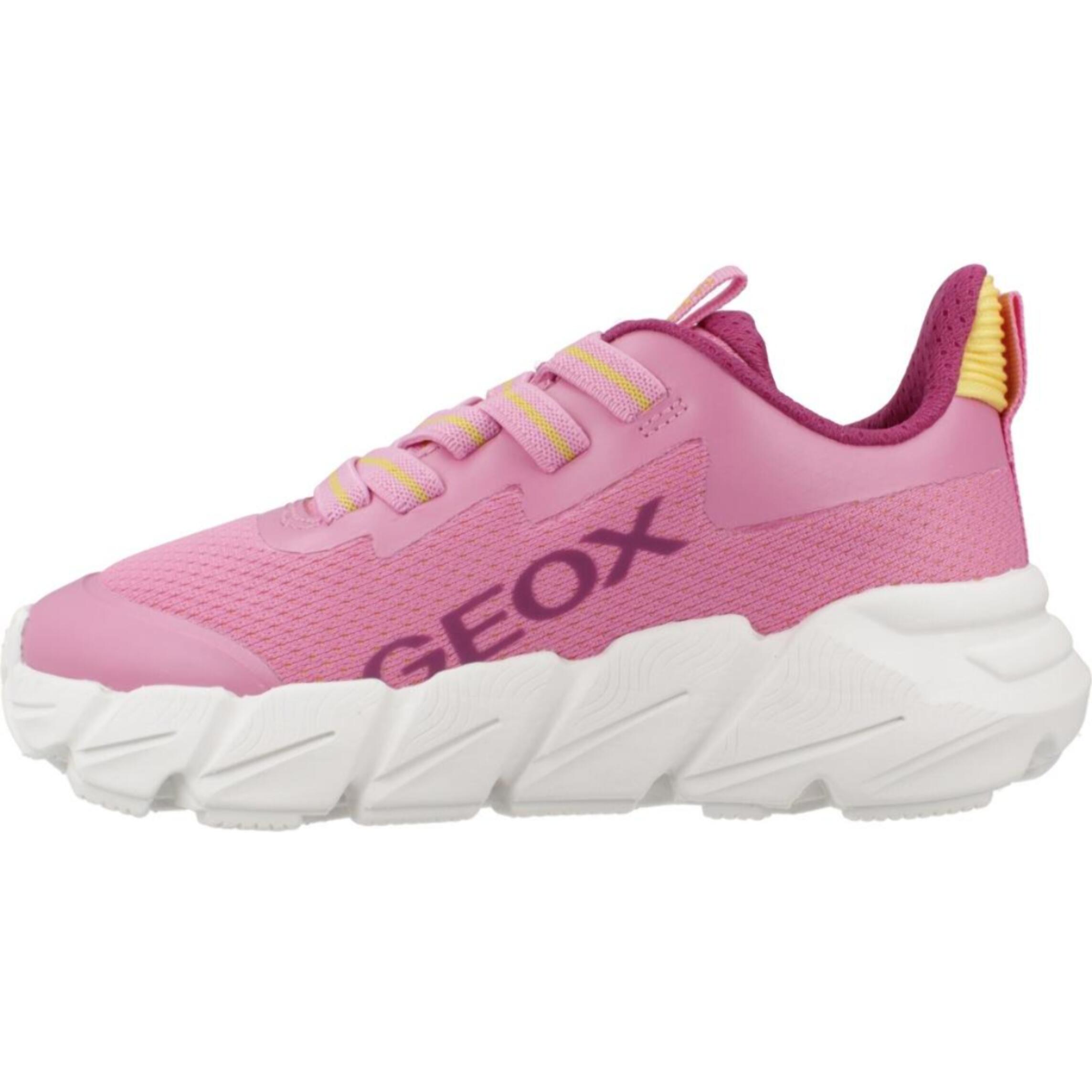 Zapatillas Niña de la marca GEOX  modelo J FLEXYPER FAST GIRL ROSA