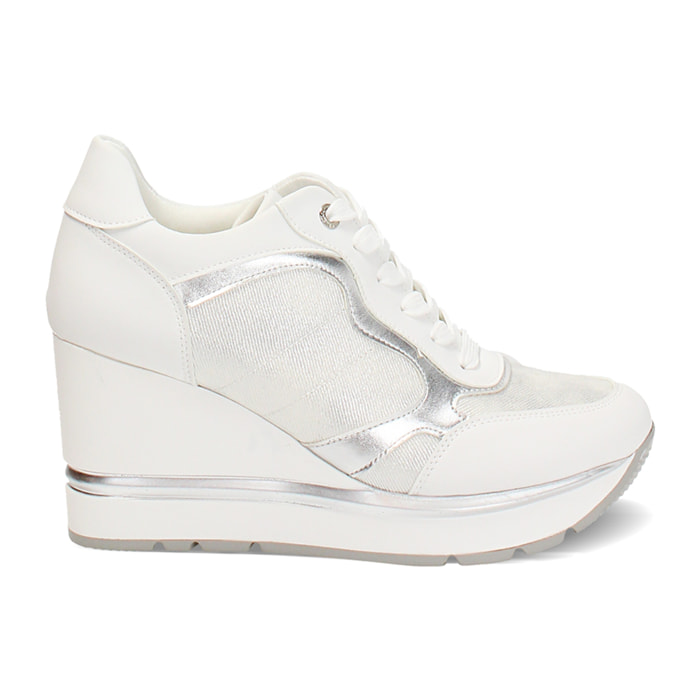 Sneakers donna bianche in tessuto, platform 8,5 cm