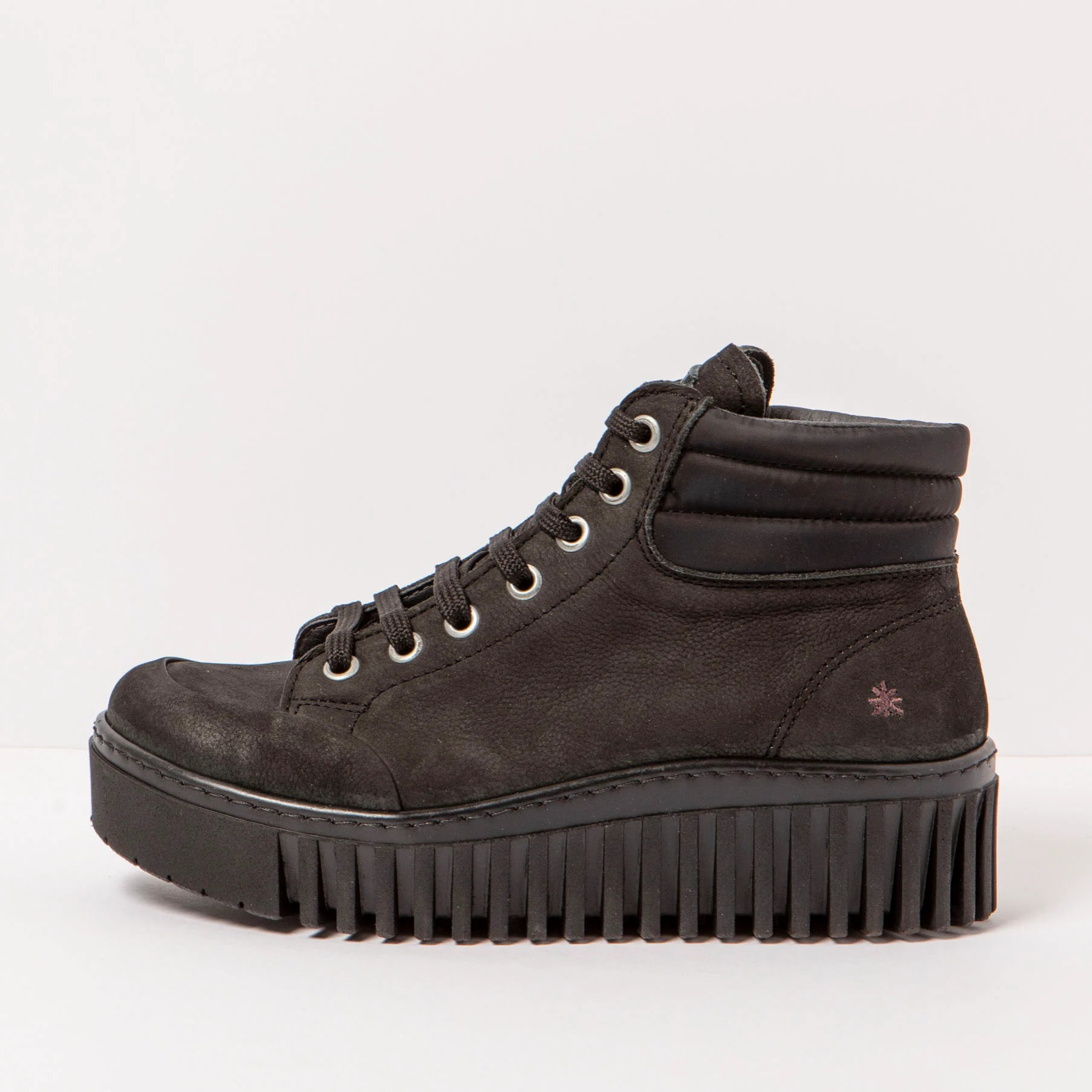 Botines 1532 NOBUCK BLACK/BRIGHTON color Black
