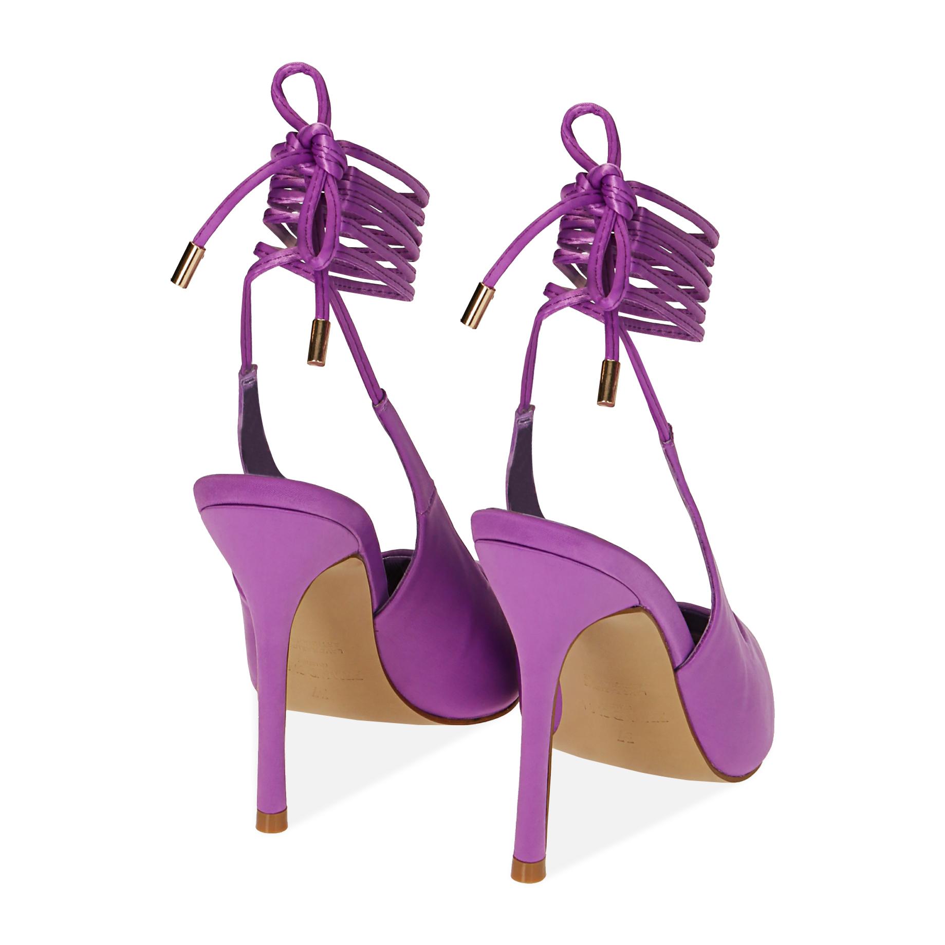 Slingback viola in raso, tacco 11 cm