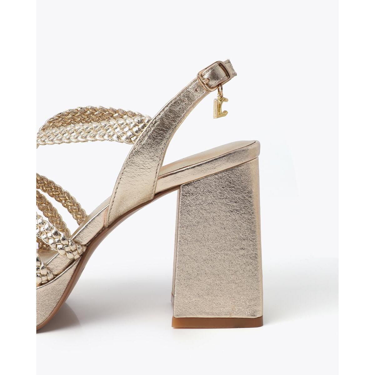 Sandalo con tacco metallizzato e cinturini intrecciati