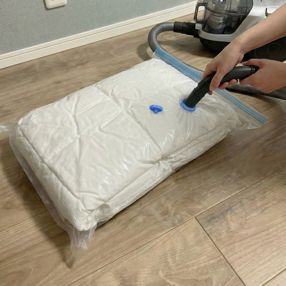 Housse Parfumée à  la Rose gain de place vide d'air 40x60cm Transparent MSV