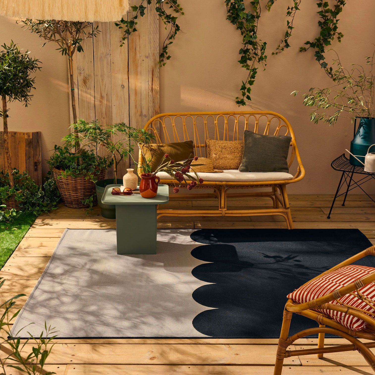 RIVIERA - Tapis intérieur/extérieur à motif festonné bleu