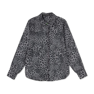 Camicia semitrasparente con stampa animalier e dettagli a contrasto