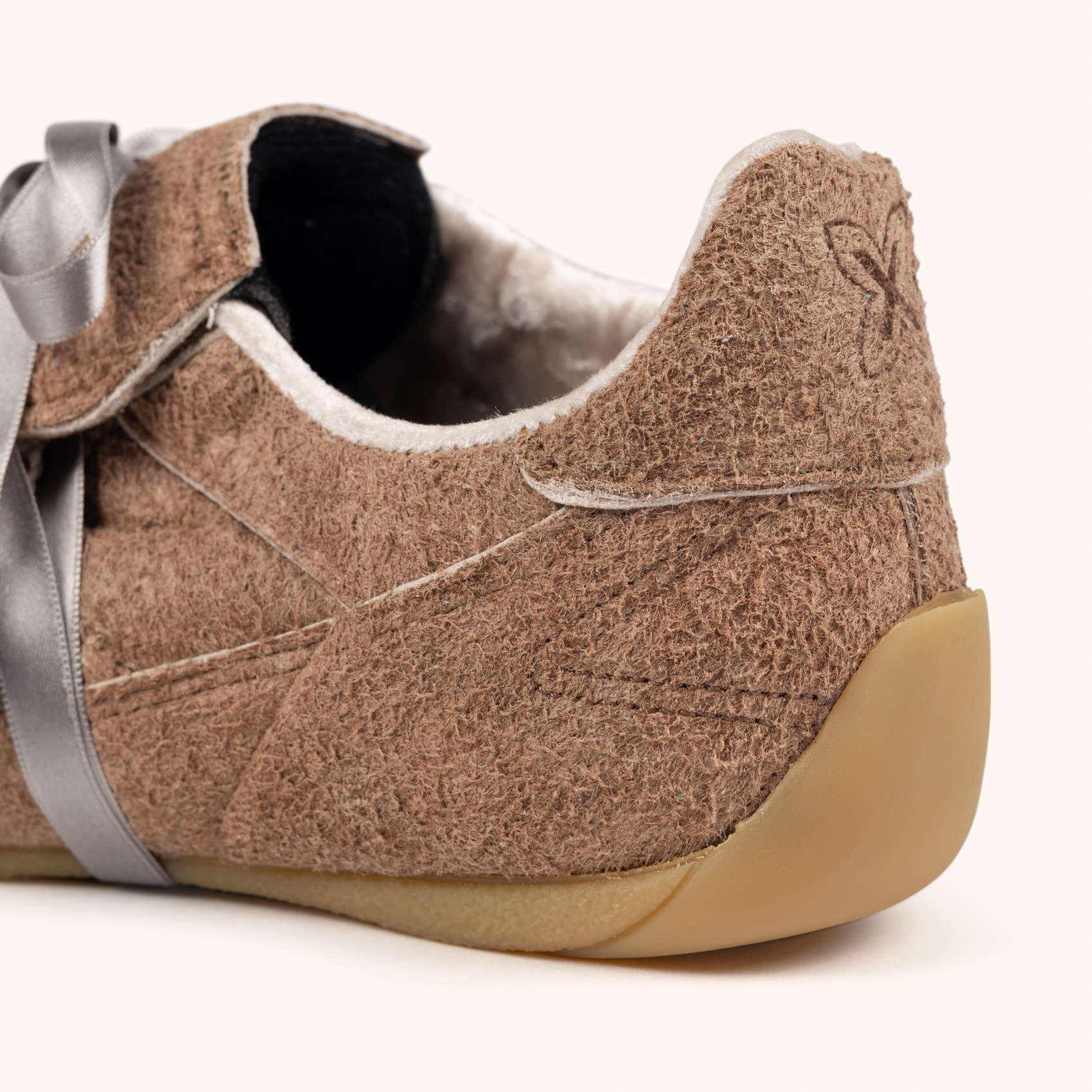 Zapatilla de Fútbol Retro-Futuro con Textura Yeti Marrón MUNICH MUNDIAL STRADA YETI 06