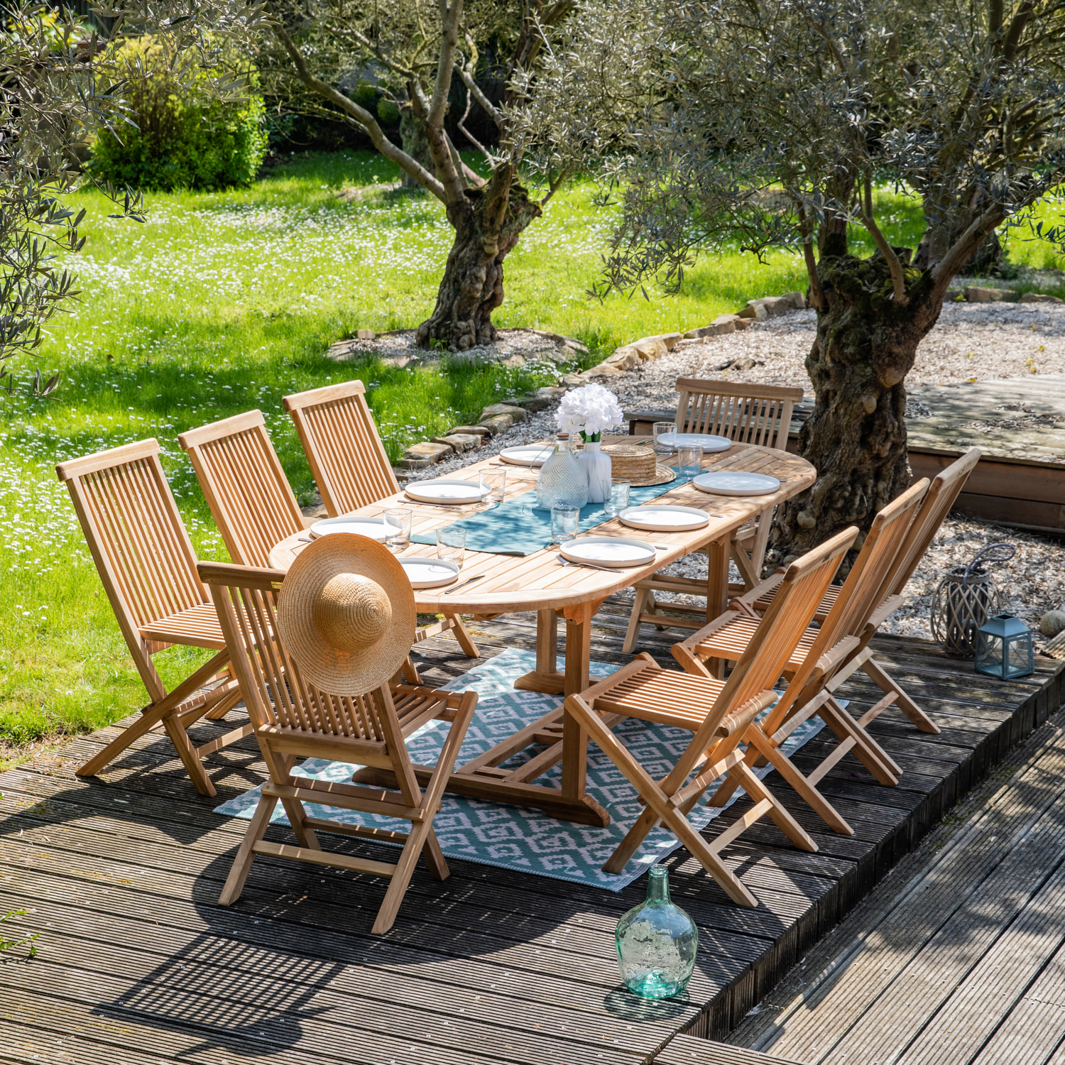 Lot de 8 chaises de jardin en teck LOMBOK