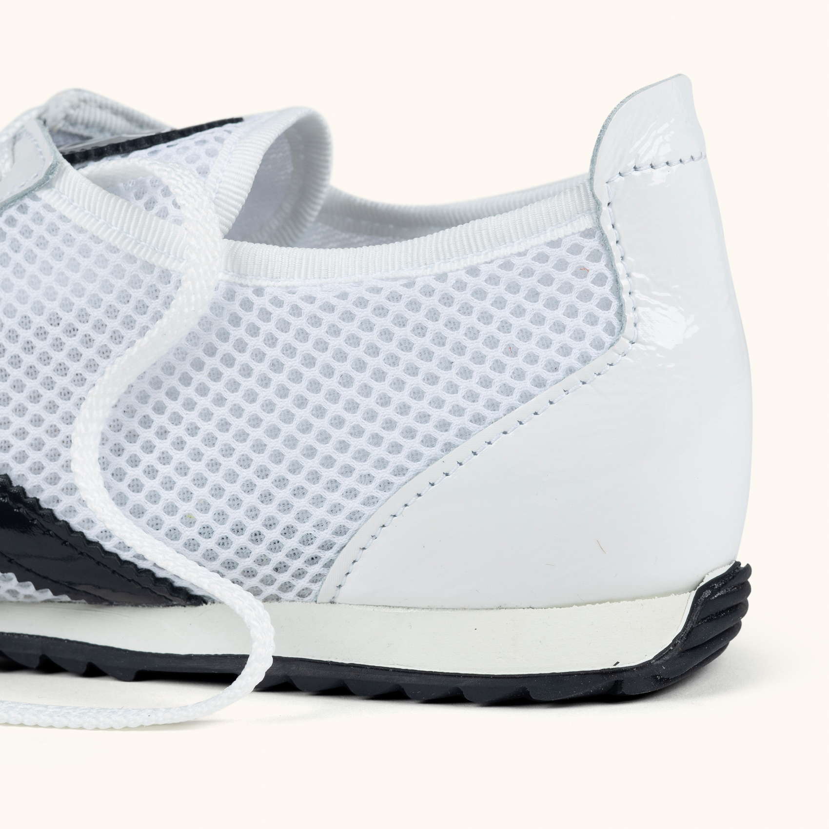 Zapatilla de Rejilla y Serraje Estilo Retro MUNICH OSAKA 583