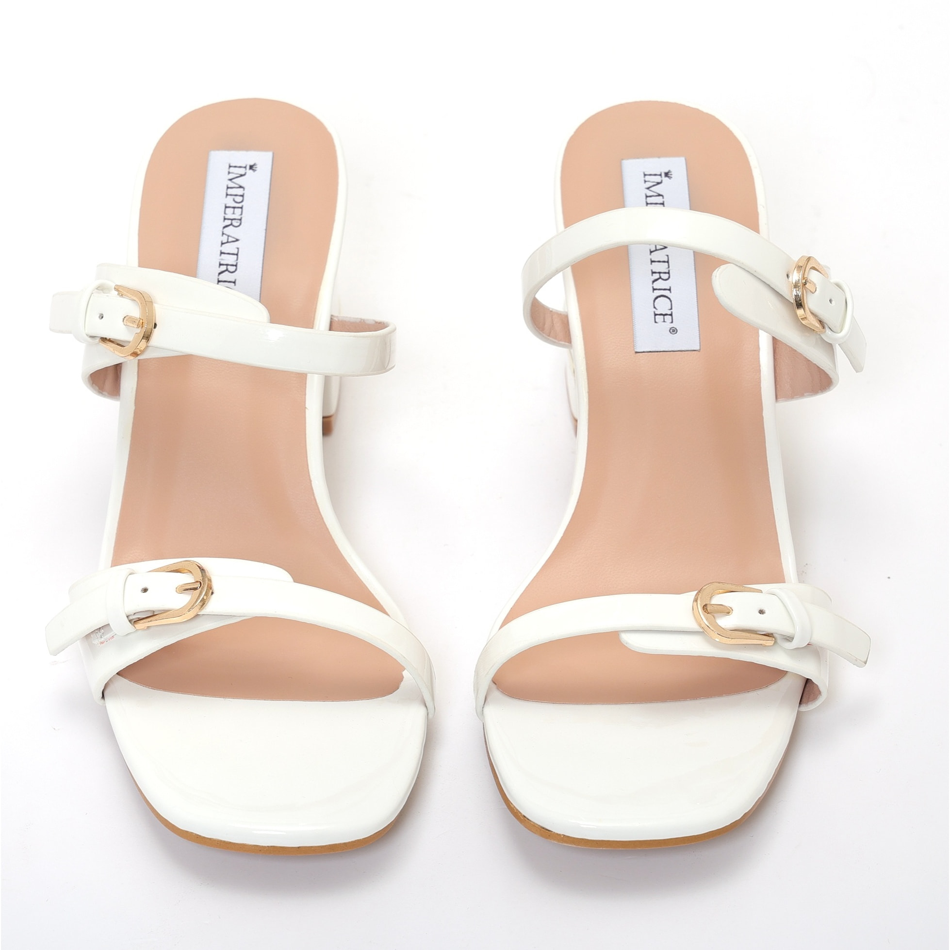 Sandali in simil pelle verniciata con fasce sottili e tacco comodo