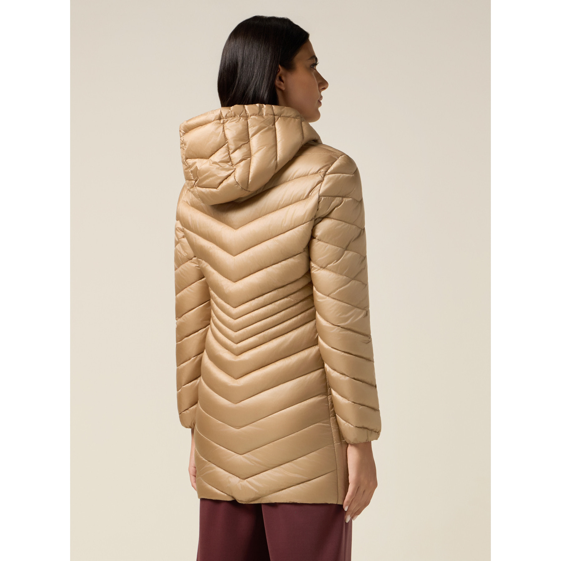 Oltre - Piumino lightweight midi con cappuccio - Beige