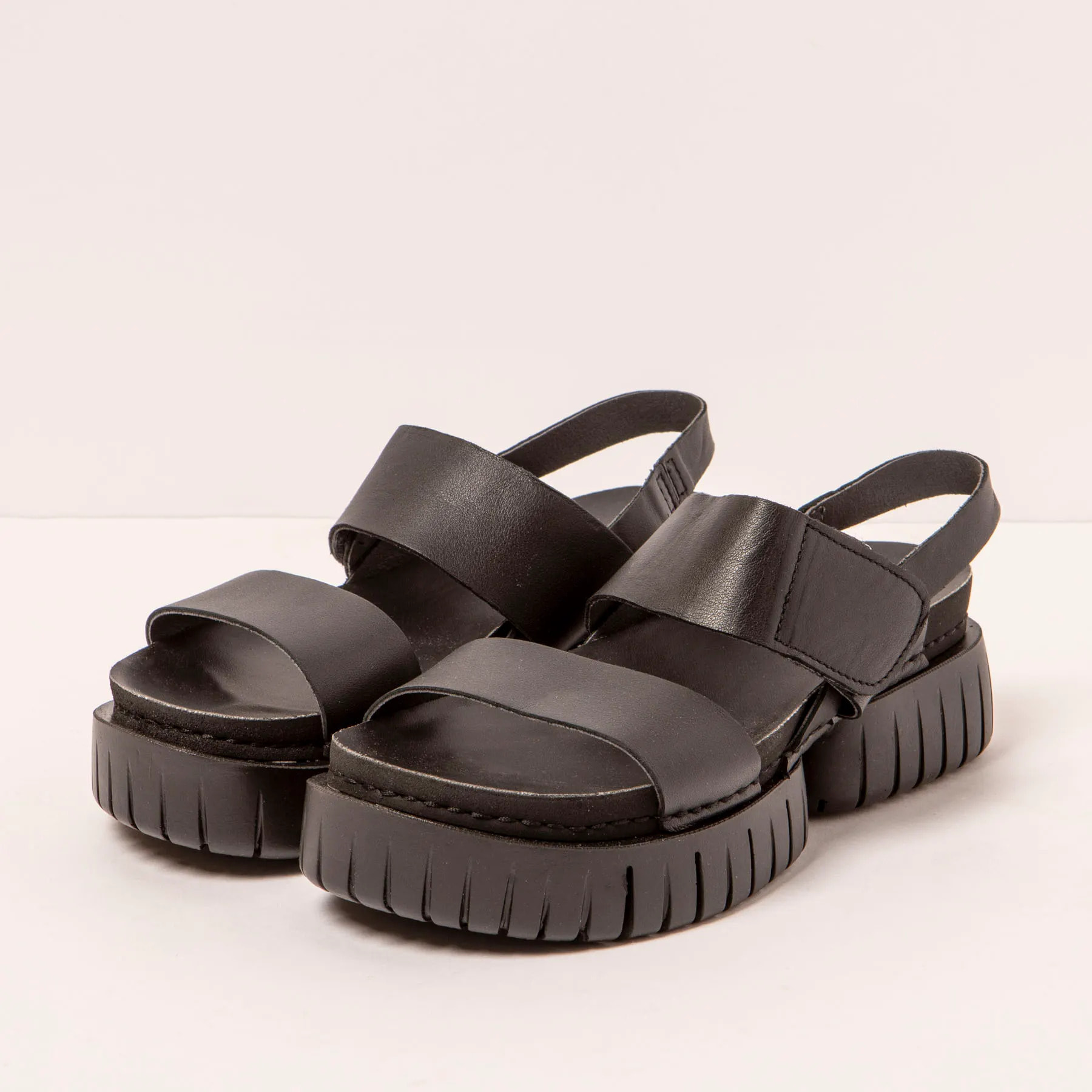 Sandalias 1881 NAPPA BLACK/ MADEIRA color Black