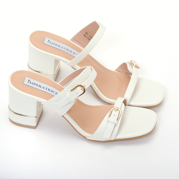 Sandali in simil pelle con fasce sottili e tacco comodo