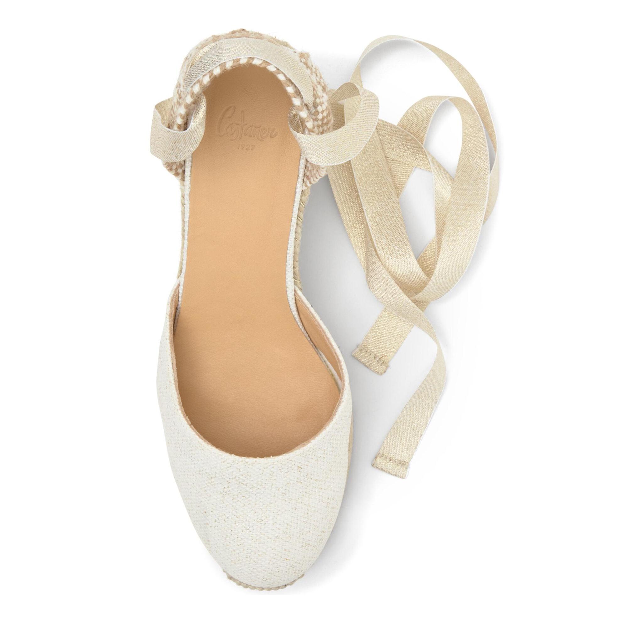 Alpargata de cuña Carina en lino metalizado con cierre de cintas