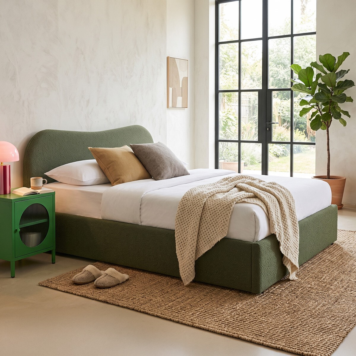 Lit coffre avec tête de lit en tissu bouclé - SUZON