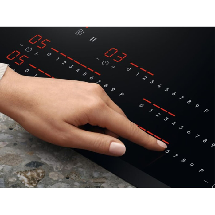 Plaque induction ELECTROLUX EIV95550 Flex90 H2H