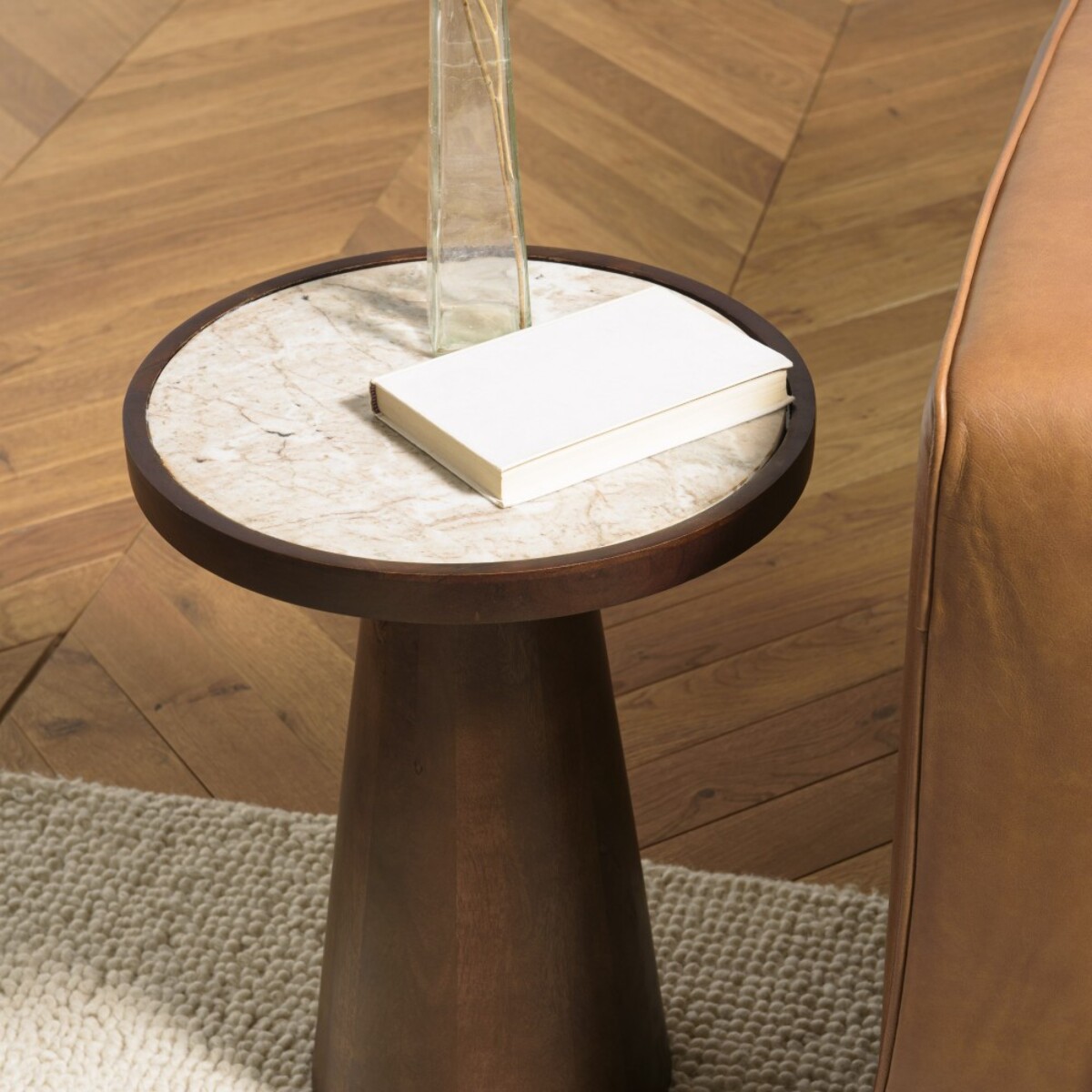 JAMES - Table d'appoint 40x40cm plateau marbre pied en manguier foncé