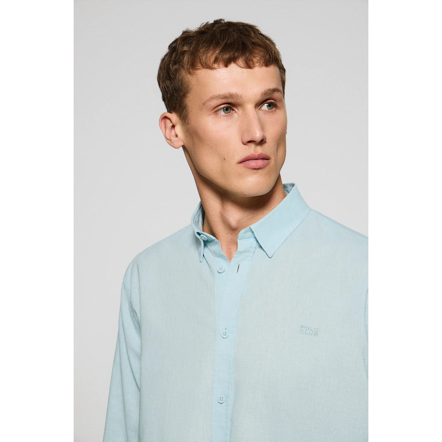 Camicia acquamarina in lino-cotone regular fit con logo ricamato