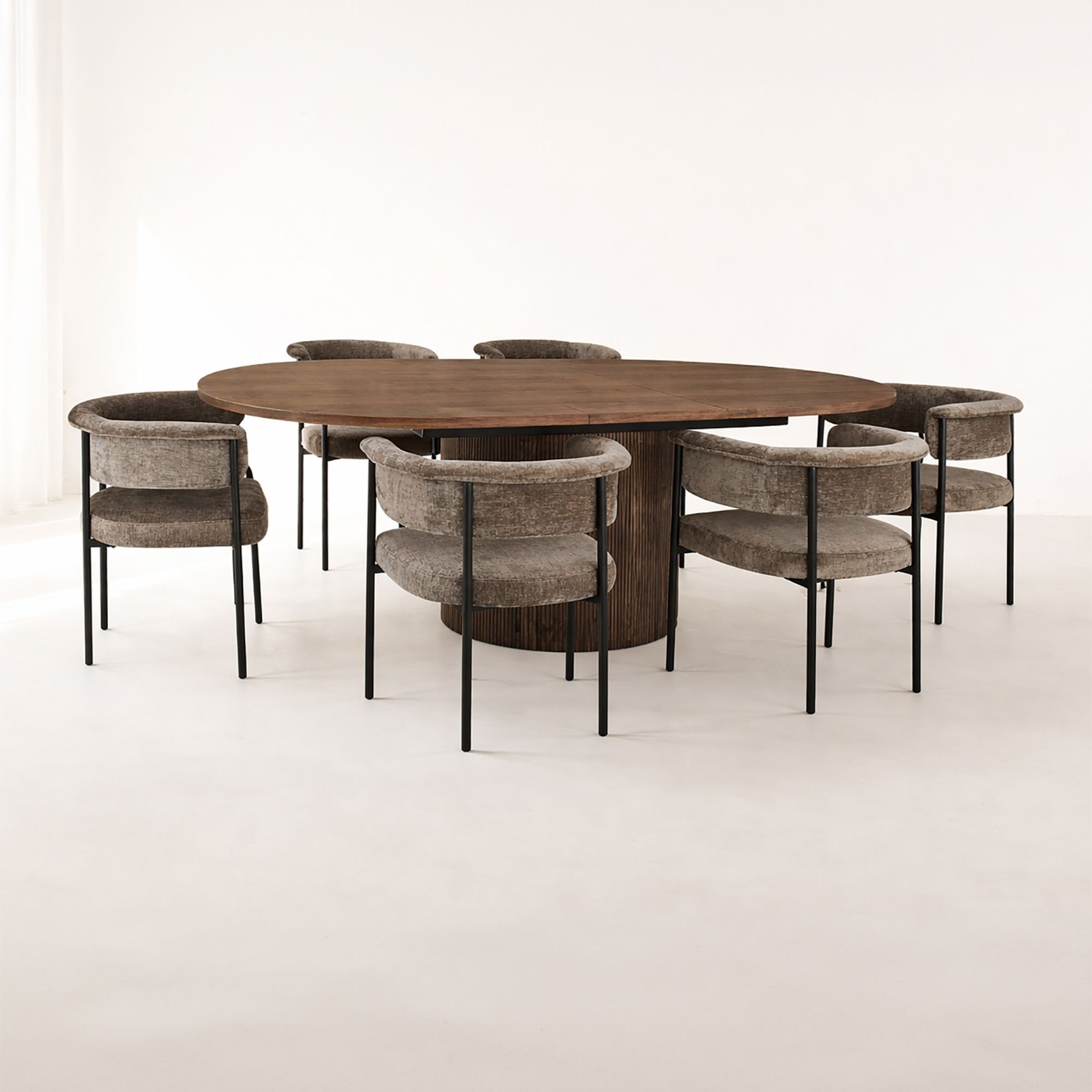 Ensemble table extensible ovale et 6 fauteuils en tissu café