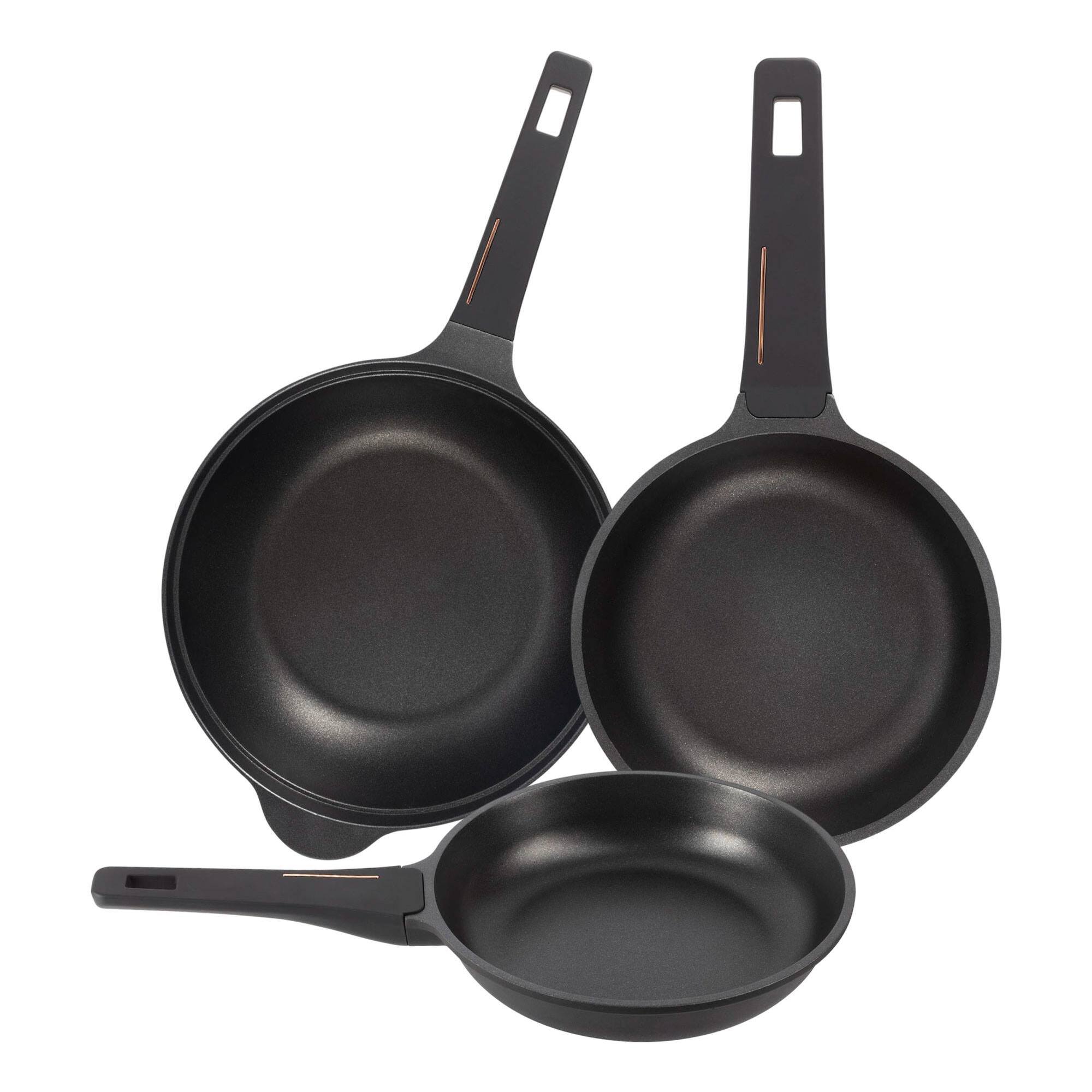 Juego de 2 Sartenes Ø24Ø28cm + Wok Ø30cm en aluminio fundido color Negro Copper Bergner