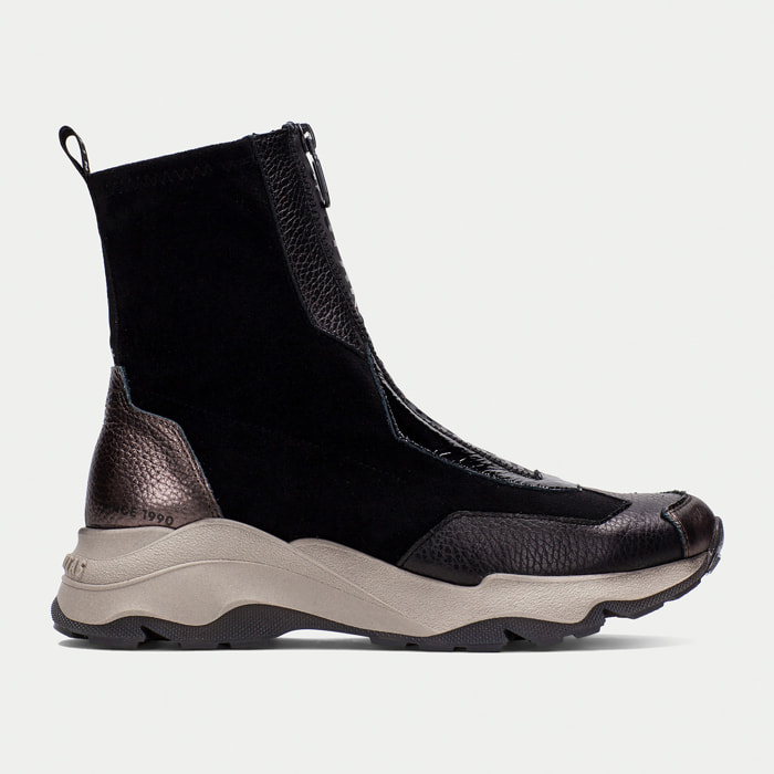 Botin sport Nepal Negro 4,5 cm