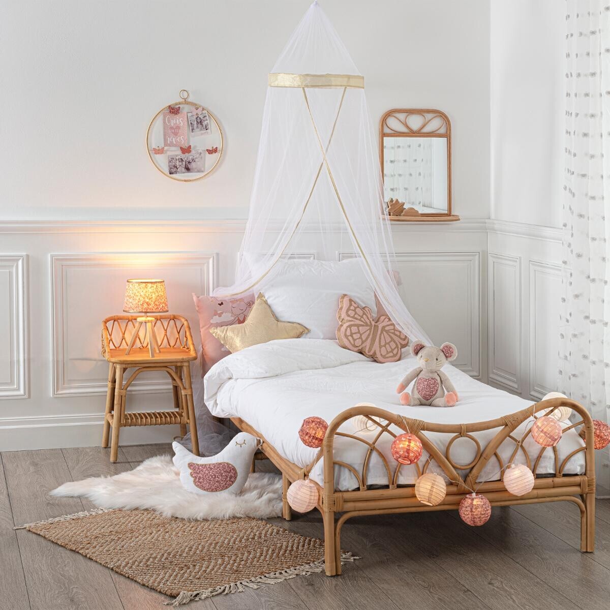 Lit pour enfant - rotin