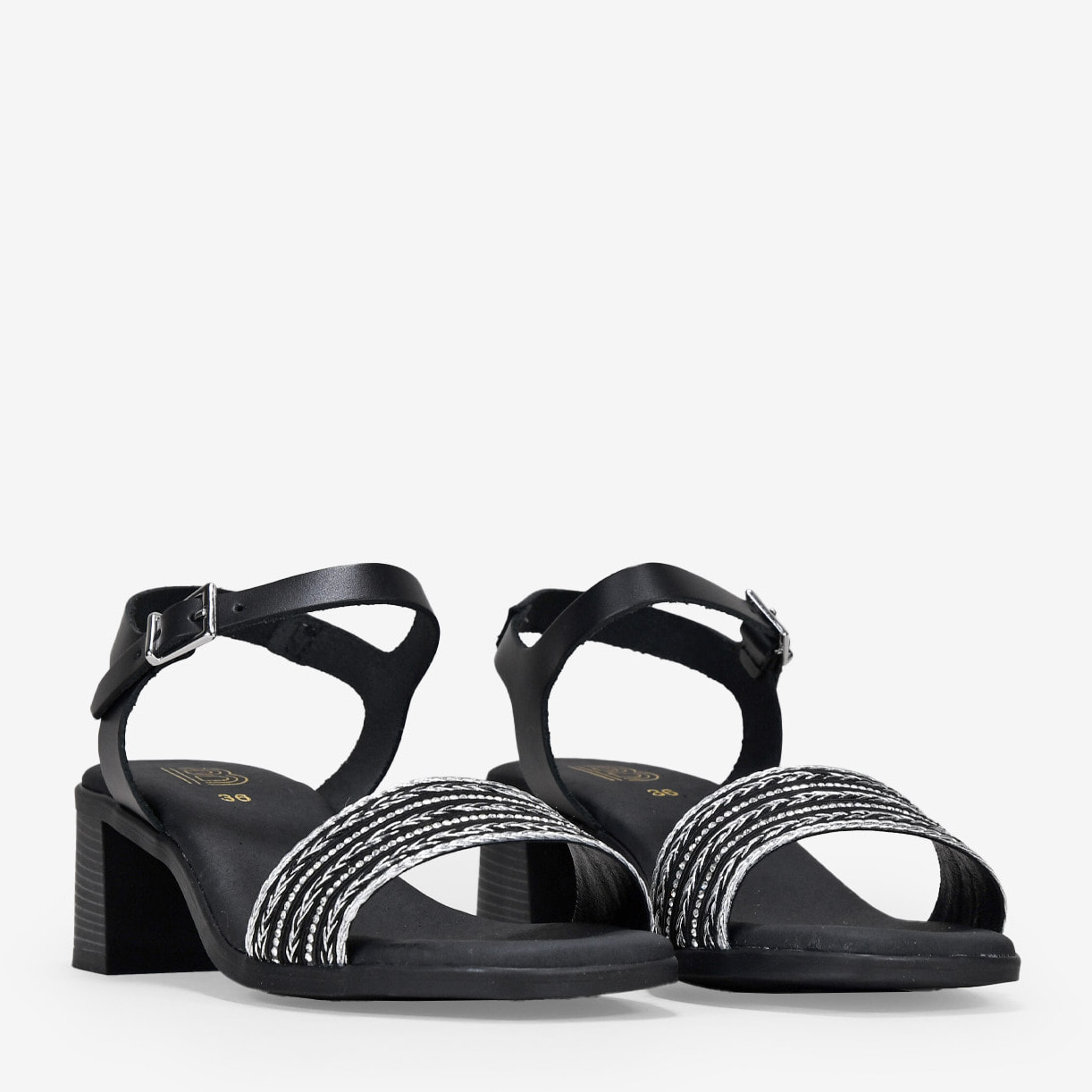 Sandalias de piel negras con brillantes