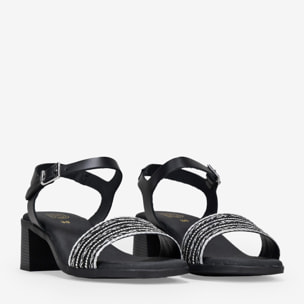 Sandalias de piel negras con brillantes