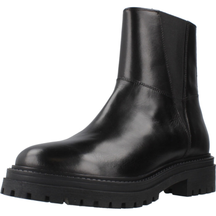 Botines Mujer de la marca GEOX  modelo D IRIDEA NEGRO