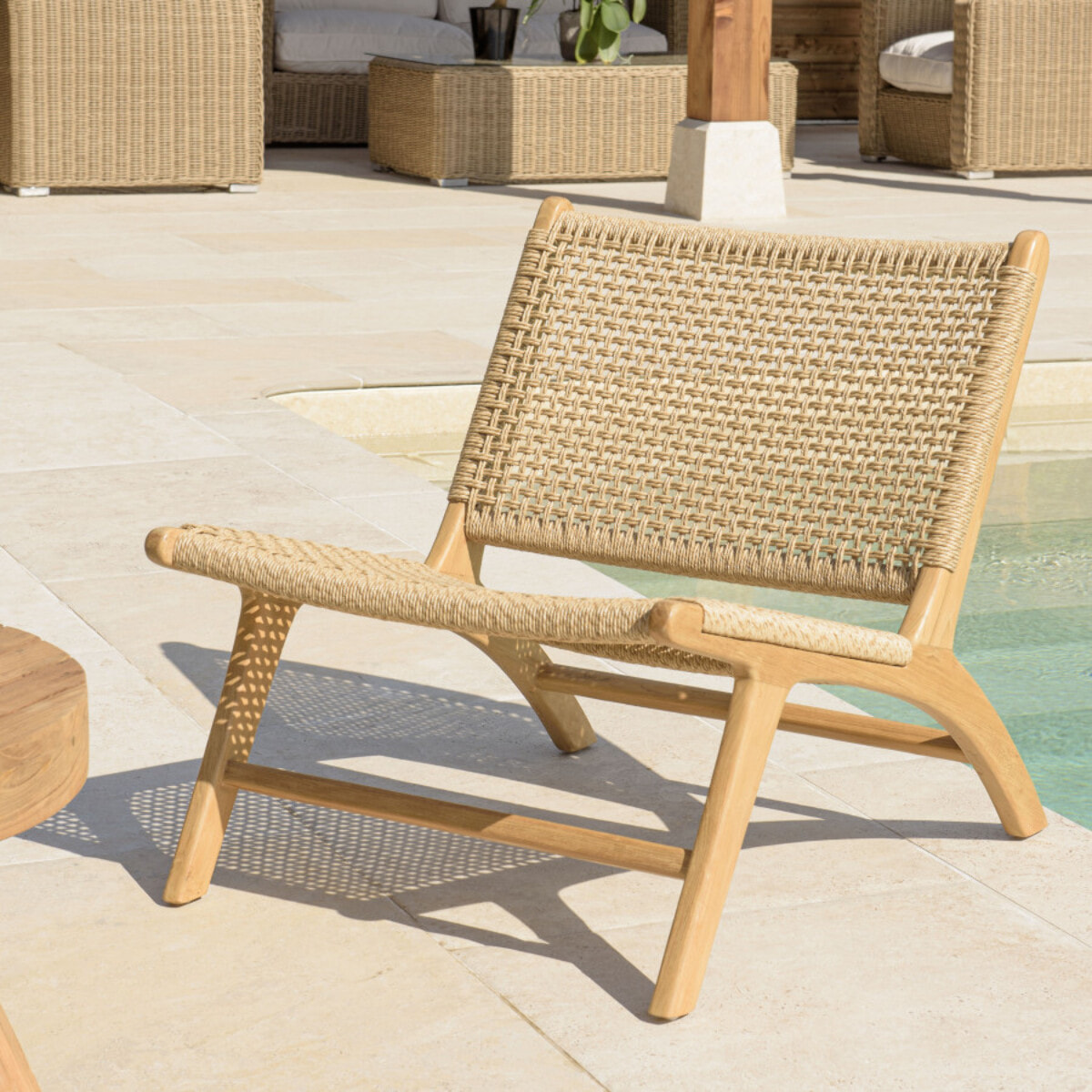 VALERIA - Lot de 2 fauteuils lounge de jardin teck rotin synthétique beige