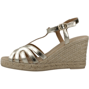 Sandalias Mujer de la marca GEOX  modelo D GELSA ORO