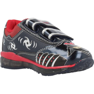 Zapatillas Niño de la marca GEOX  modelo B TODO B. C con luces AZUL