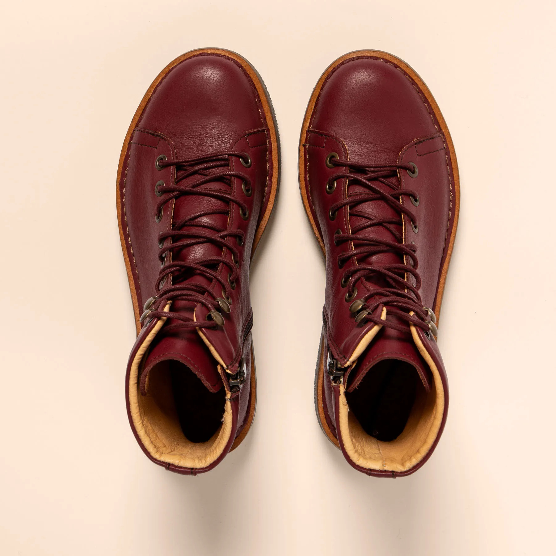 Botines N5572 SOFT NAPPA BURDEOS/VOLCANO color Burdeos