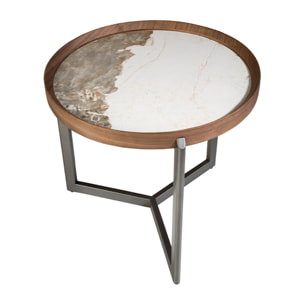 Mesa rincón redonda de madera chapada en nogal natural y tapa de mármol porcelánico blanco con vetas en tonos tierra en brillo 62x62x56cm