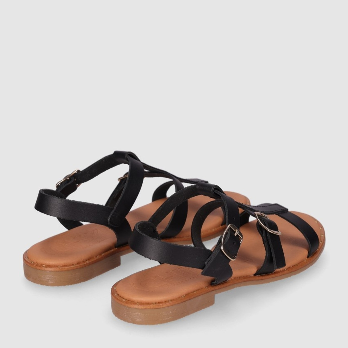 Sandalias de Piel - Negro - Tacón: Bajo