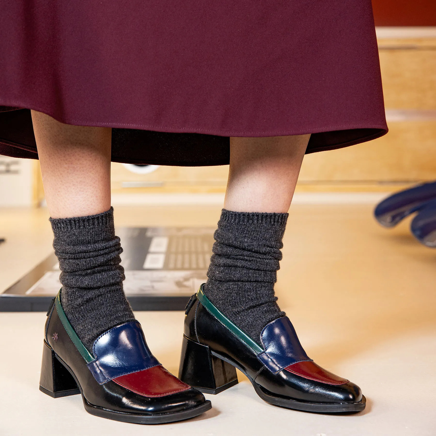 Zapatos con tacón 1705 NAPPA SHINNY MULTI-BLACK/ VERONA color Multi black