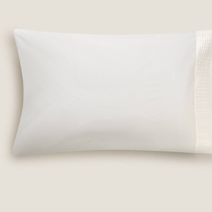 Funda de almohada algodón 180 hilos textura Pana color blanco 100% Algodón