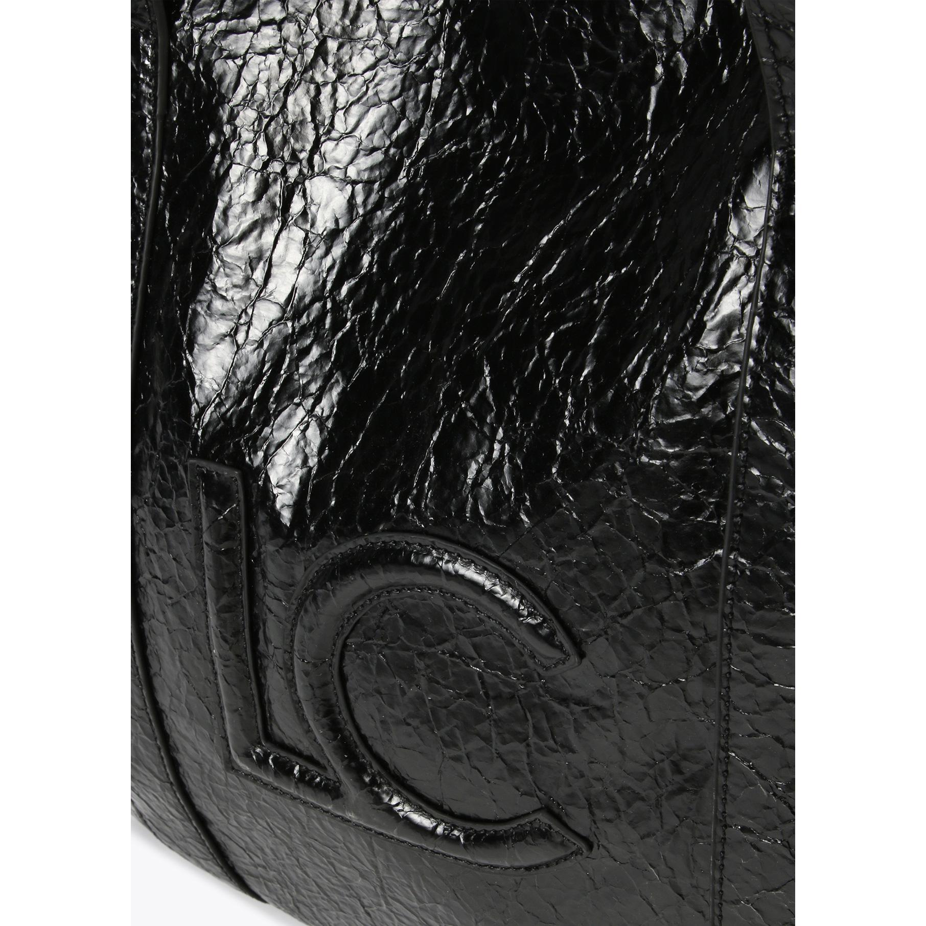 Borsa shopper con effetto pelle lucida e logo frontale in rilievo