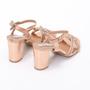 Sandali in simil pelle laminata con tacco comodo