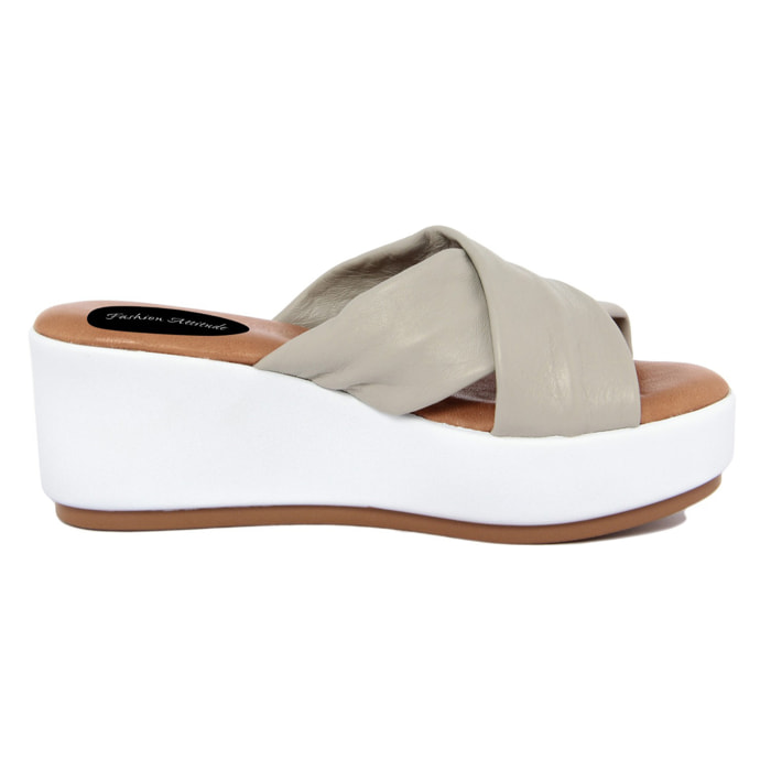 SANDALO IN PELLE MADE IN ITALY FASHION ATTITUDE COLORE COLORE Grigio