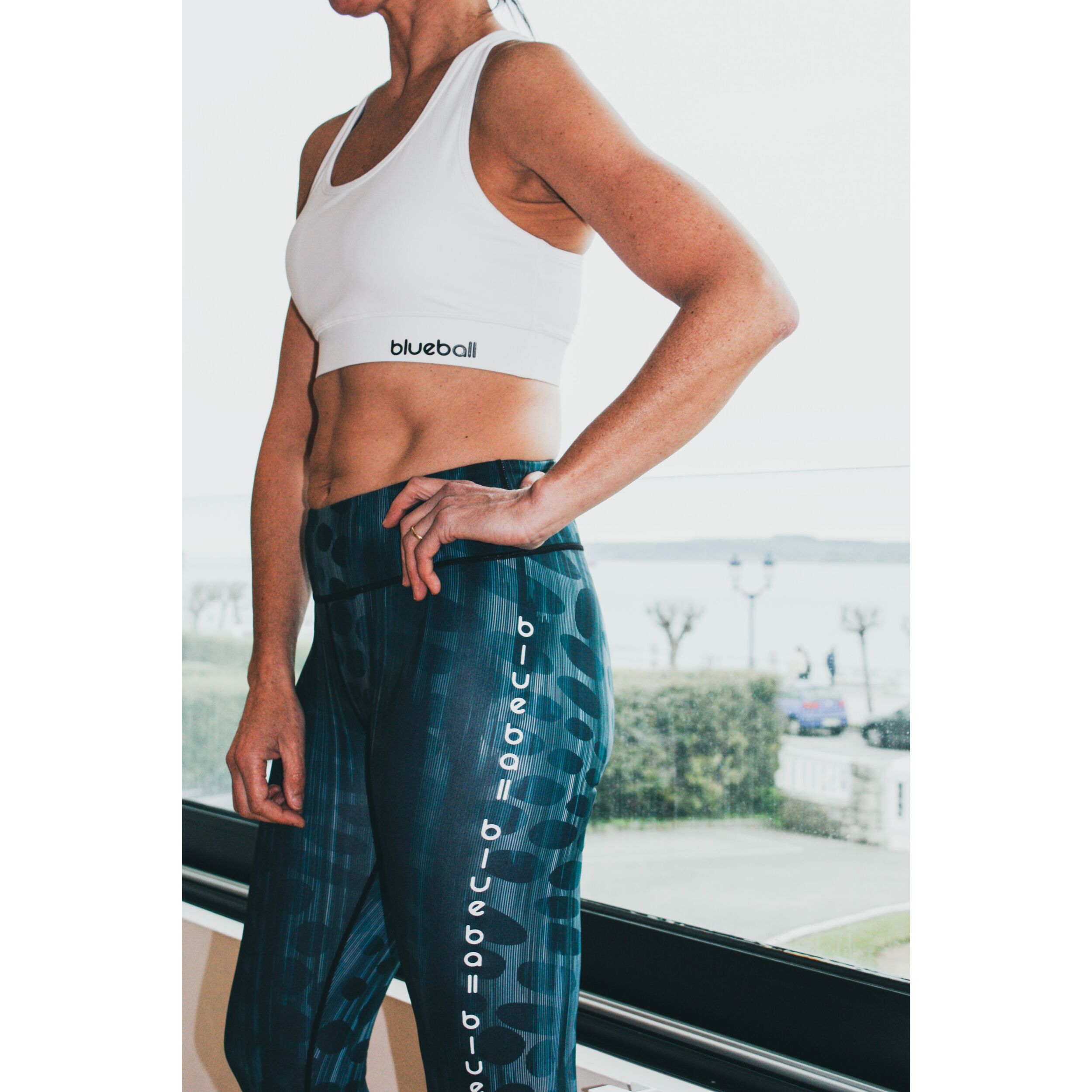 REGGISENO SPORTIVO SLIM DA DONNA BLUEBALL IN BIANCO